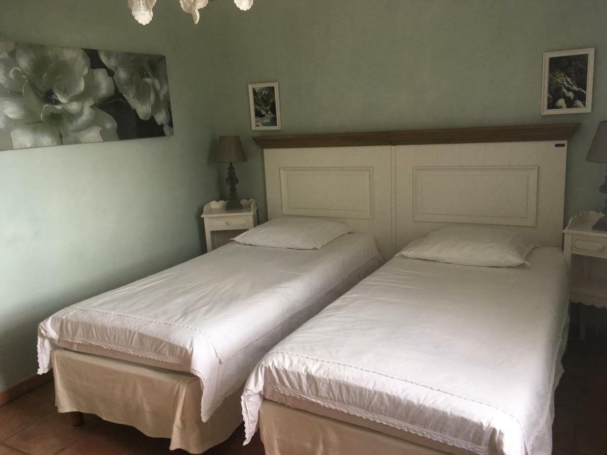 La Ferme Du Petit Segries Bed And Breakfast Moustiers-Sainte-Marie Luaran gambar